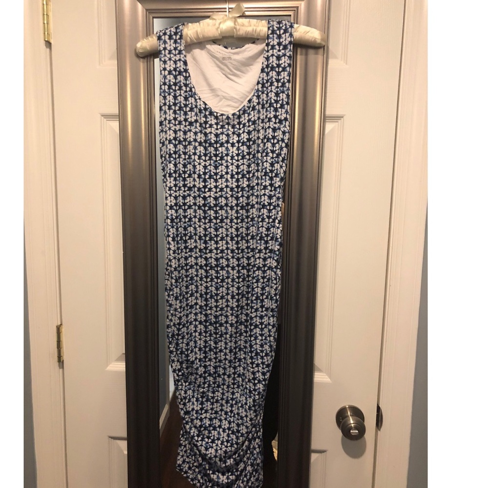 Pea in the Pod bodycon maternity summer dress